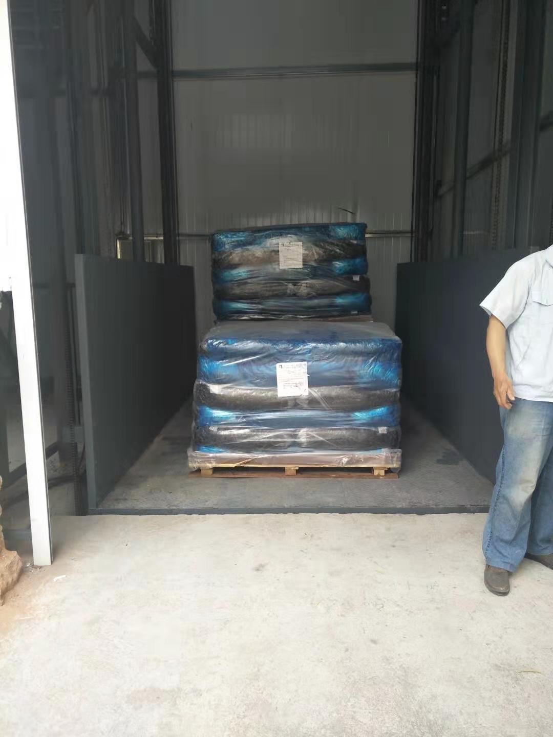 吃货达人聚常州PK吃虾绝技 品“午红宴”迎端午“火狐电竞平台”(图4) 火狐电竞官网