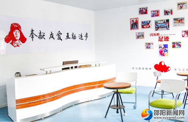 【火狐电竞】国民弟弟吴磊搞笑吟诗 网友评论变斗诗大会(图3) 火狐电竞