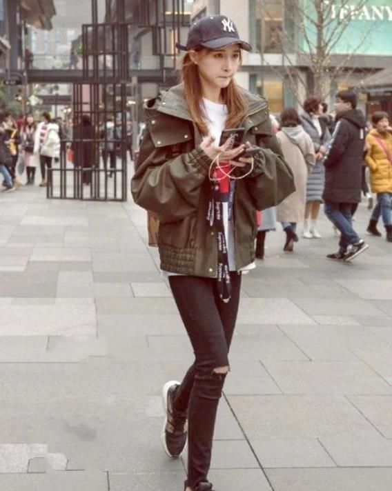 火狐电竞|《中国电影报道》接受吴谨言及其团队道歉:希望是最后一次(图3) 火狐电竞平台