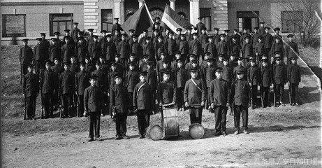 火狐电竞官网:健安邻居节 齐品百家宴(图2) 火狐电竞