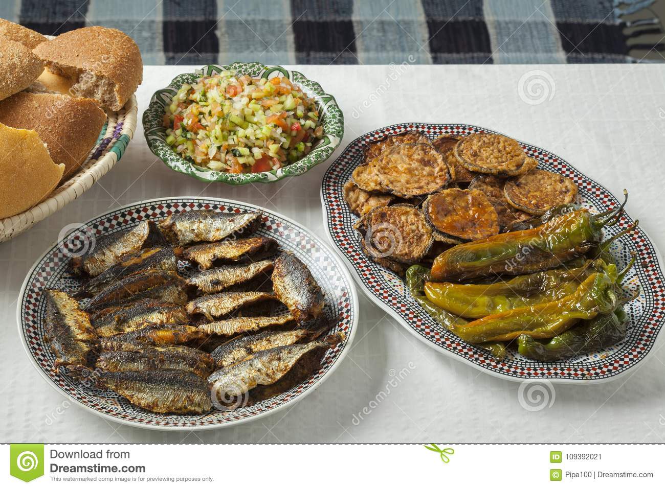 景甜长裙优雅现身活动 获年度闪耀美丽偶像大奖_火狐电竞平台(图1) 火狐电竞官网