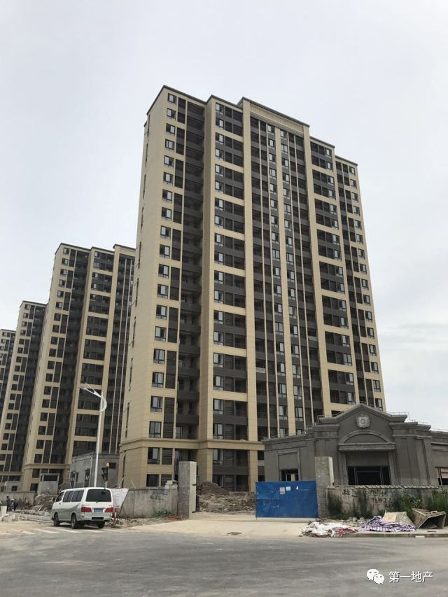 火狐电竞-《鹭世界》首映礼在郑州隆重举行 五年守候值得期待(图1) 火狐电竞