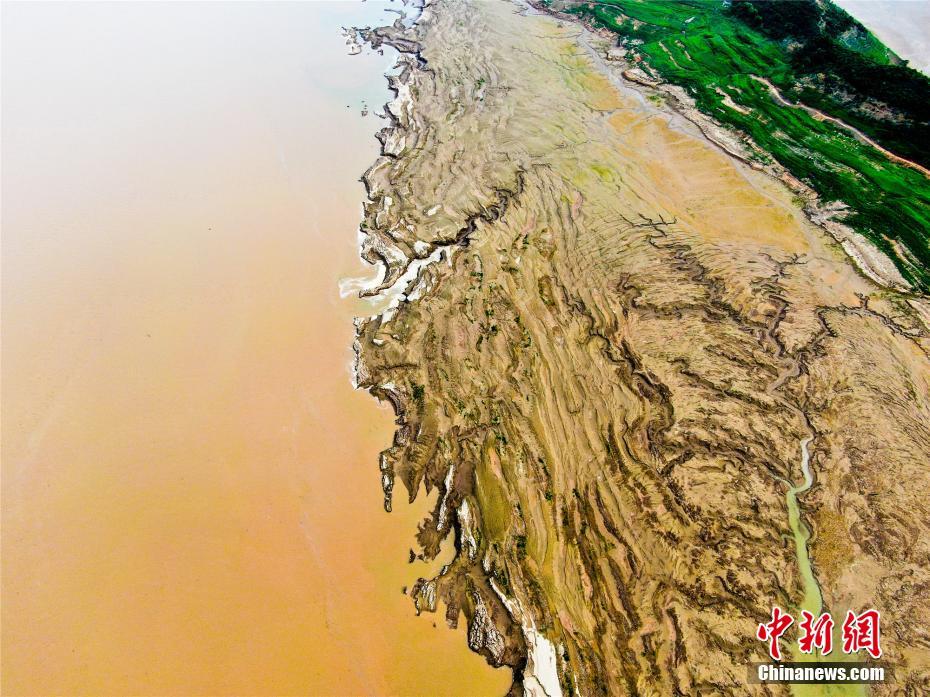 【火狐电竞官网】南瓜先生大冒险第五章攻略 第5章通往未知的地铁攻略(图3) 火狐电竞